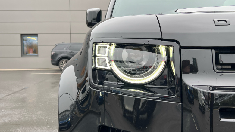 Land Rover Defender 2.0 P400e XS Edition 110 5dr Auto Estate